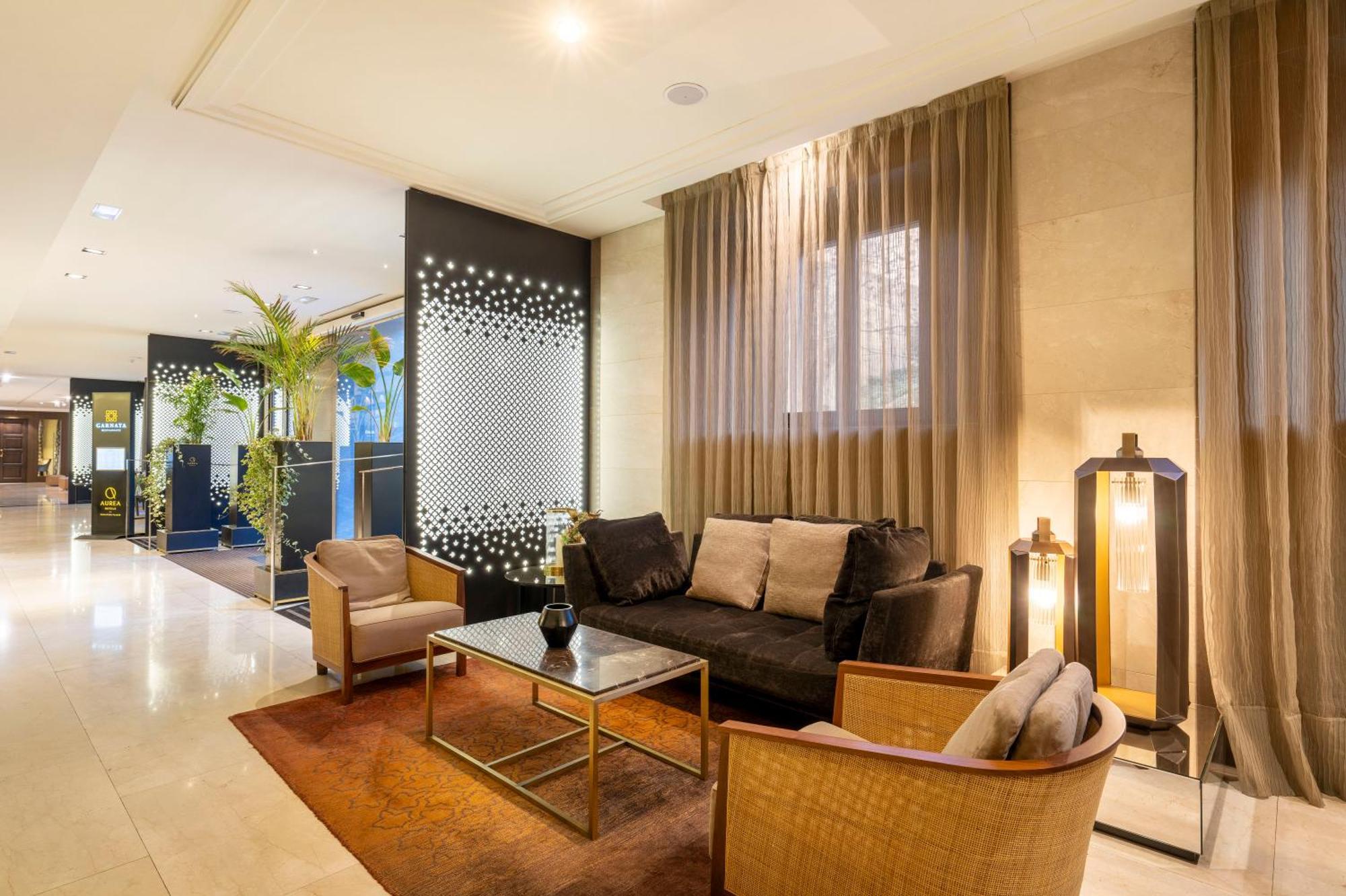 Aurea Washington Irving By Eurostars Hotel Company Гранада Экстерьер фото The lobby of the hotel